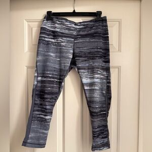 Zella Gray Black Space Dye Athletic Leggings